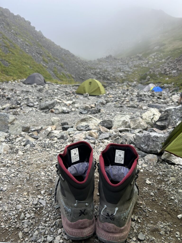 白馬頂上山荘テント場とTX5 EVO MID GTX