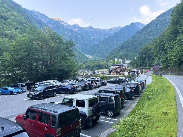新穂高温泉有料駐車場
