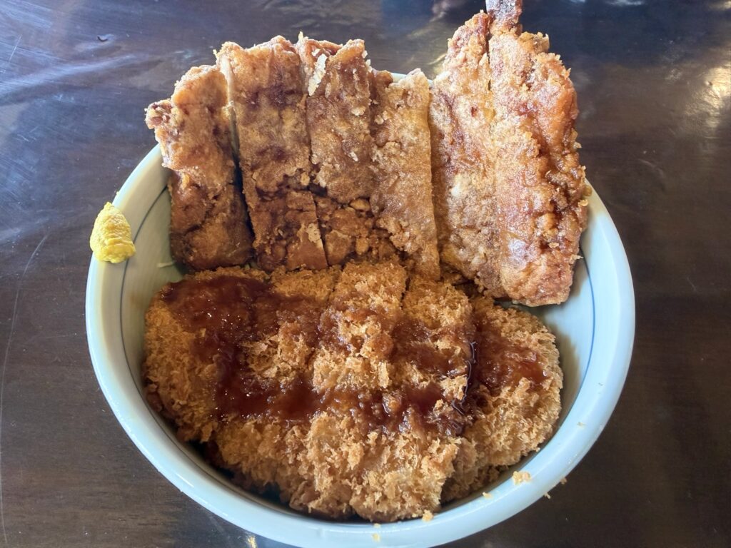 レストランスカイプラザの信州丼